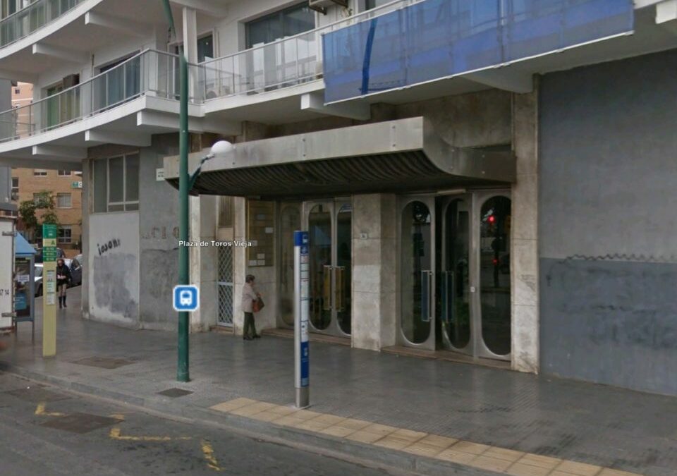 Eliminada sanción de tráfico por parar en parada de autobús.
