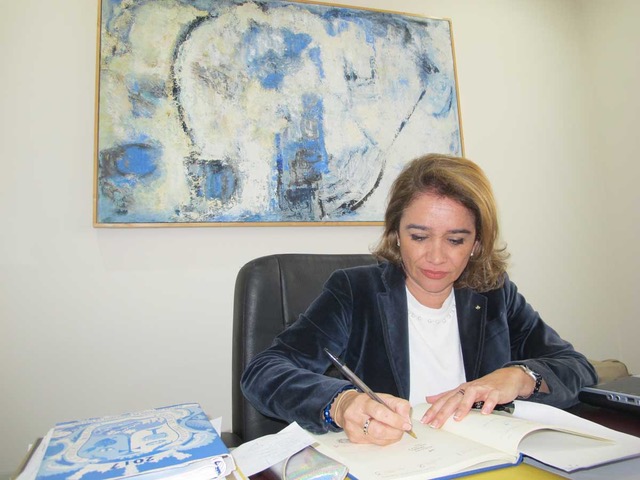 diana-hinojosa lazarraga-hinojosa-despacho-confianza-malaga